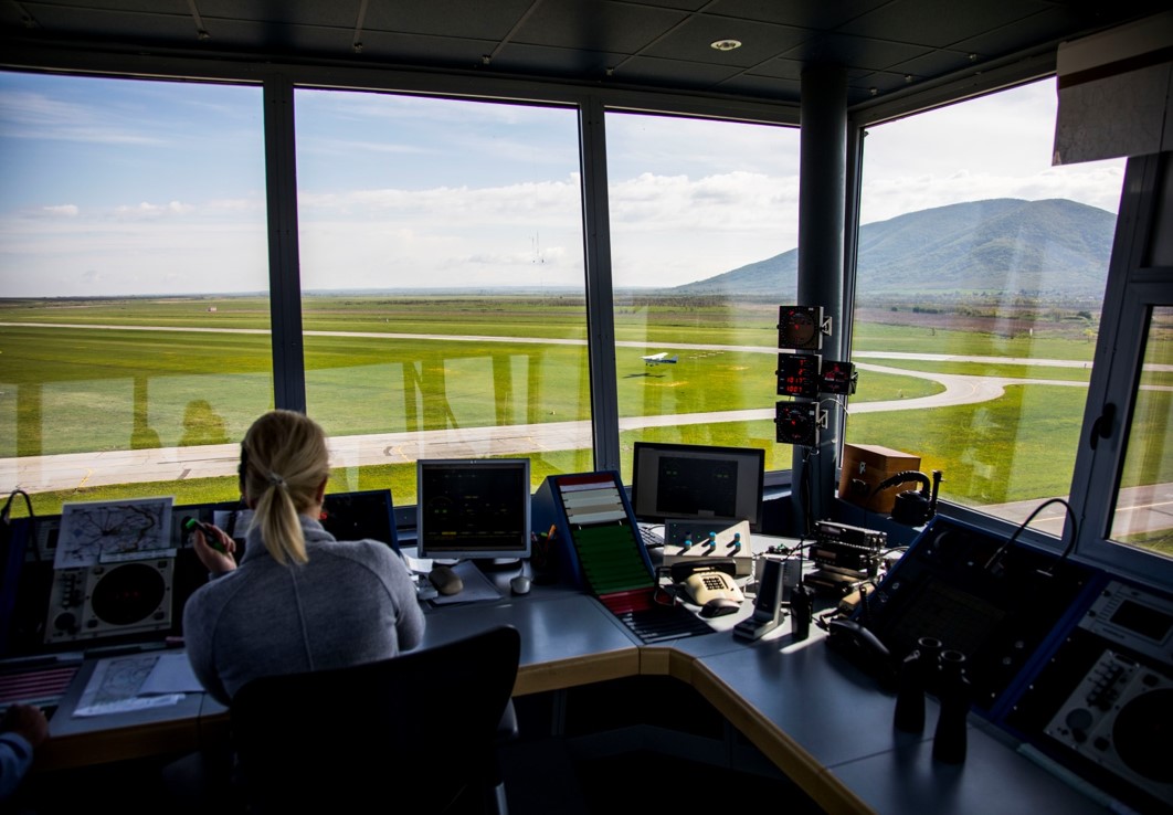 Практична настава — техничар ваздушног саобраћаја