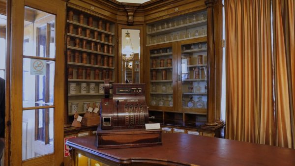 Вршачка кула и околни пејзаж